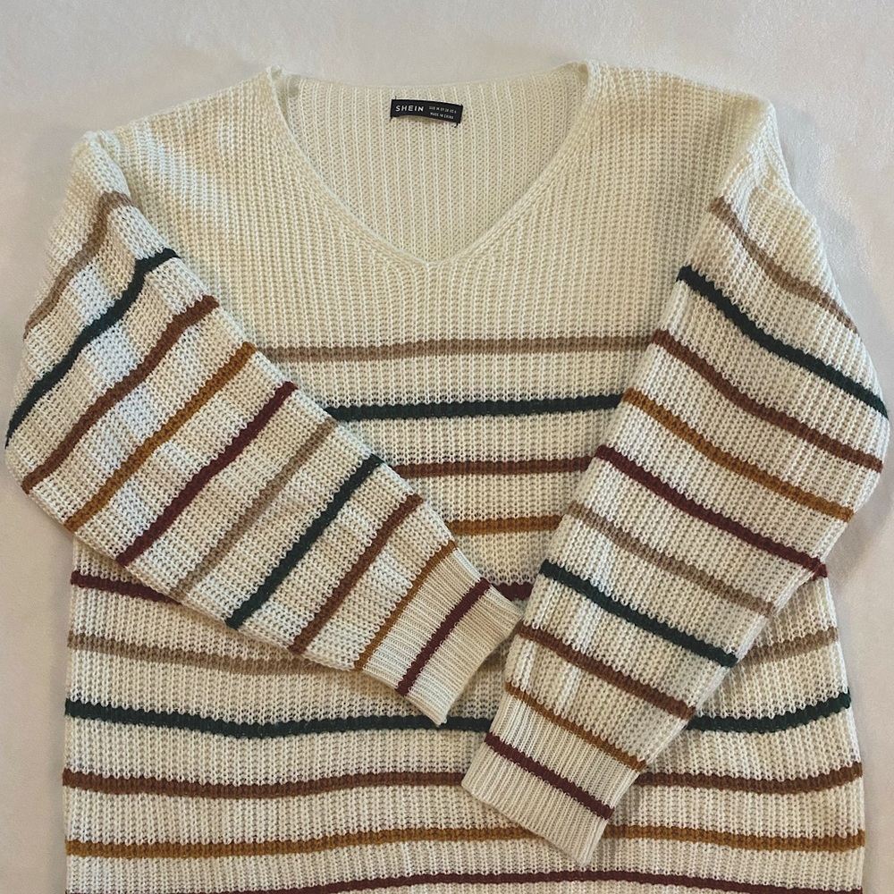 Women’s Pullover Sweater